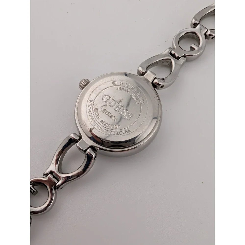 Vintage Guess Watchc Women 23mm Case Spiral Dial Silver 6.5